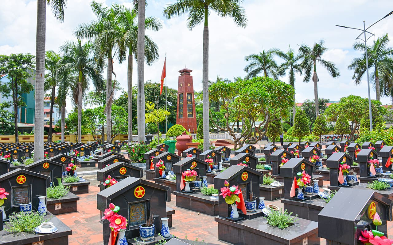 CÁT TÁNG LIỆT SĨ (LƯU GIỮ HÀI CỐT, TRO CỐT)
