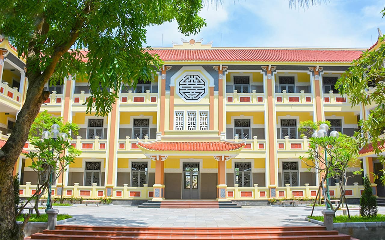 LƯU TRO VÀ TIỂU CỐT TRONG NHÀ ĐỂ TRO