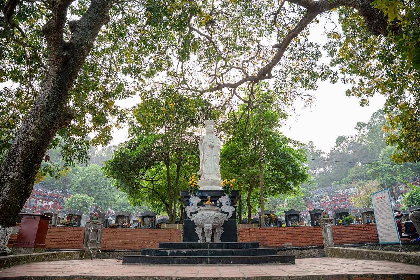 NGHĨA TRANG THANH TƯỚC - Album 10