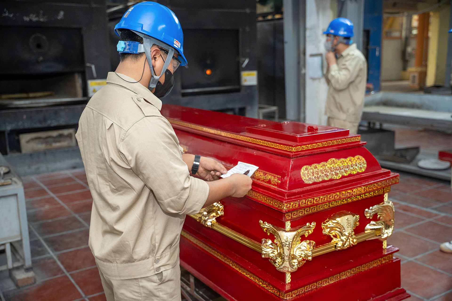 HỎA TÁNG THI HÀI - Ảnh 22