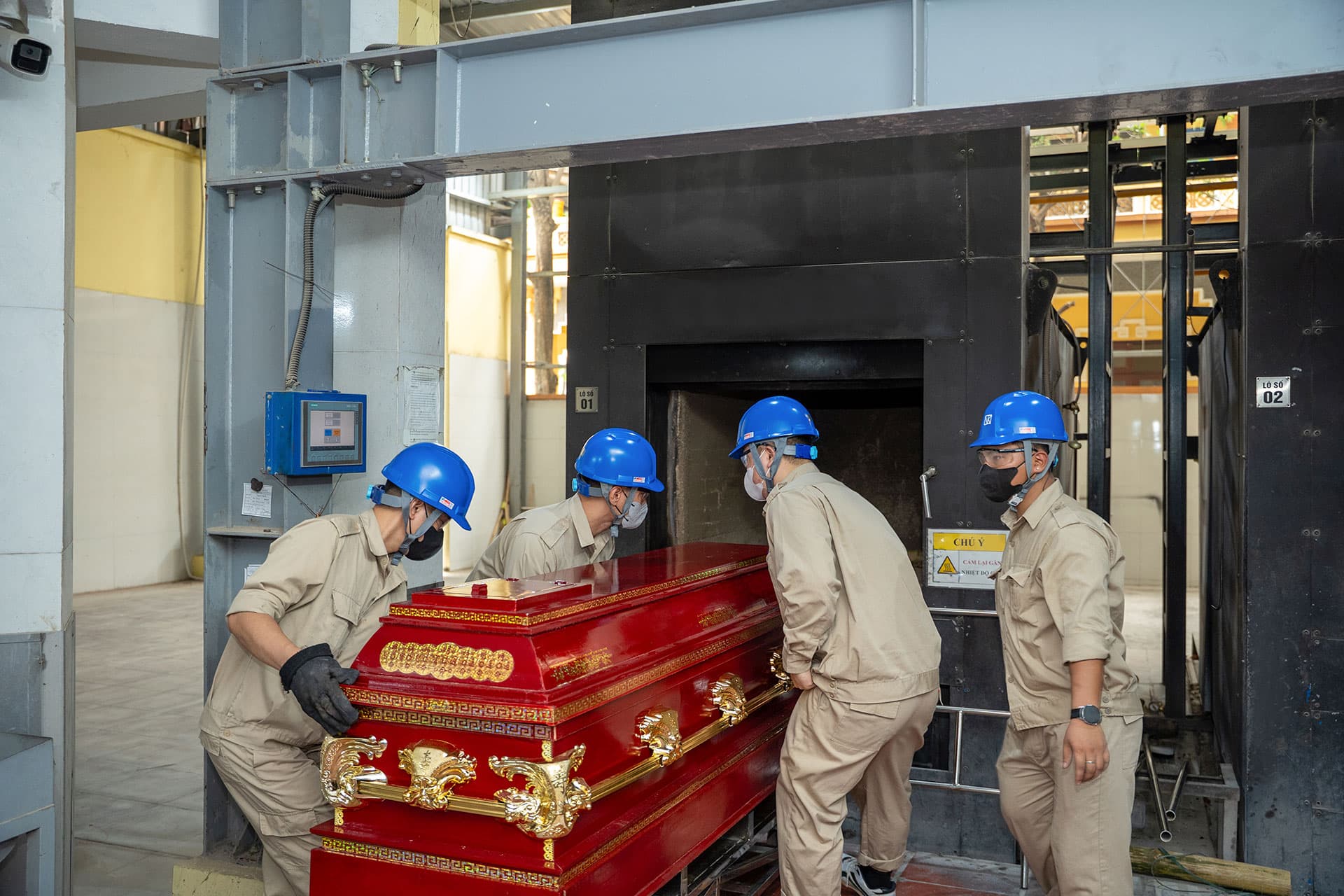 HỎA TÁNG THI HÀI - Ảnh 24