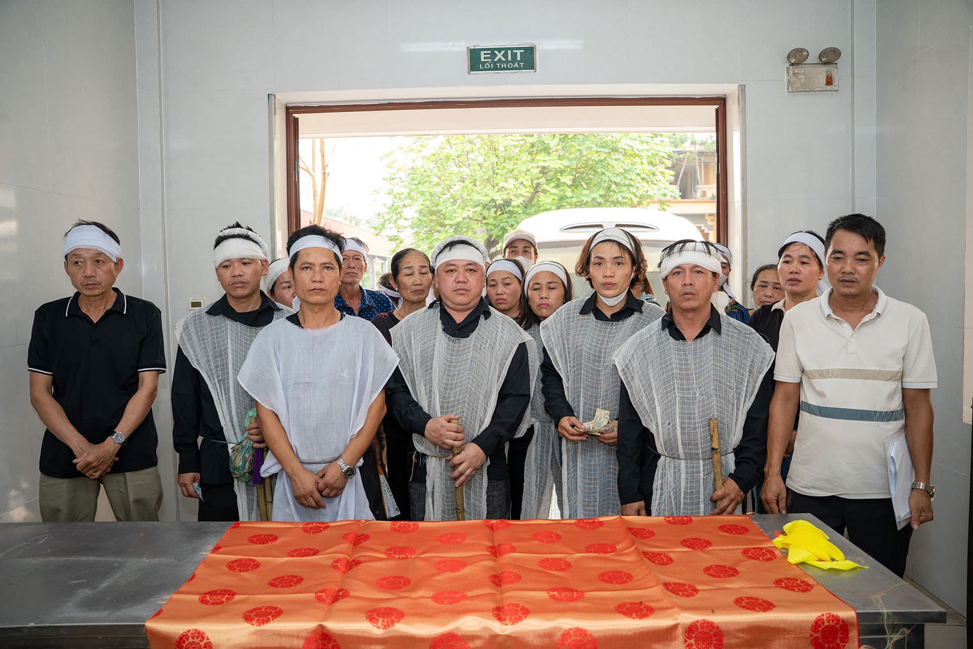 HỎA TÁNG THI HÀI - Ảnh 28