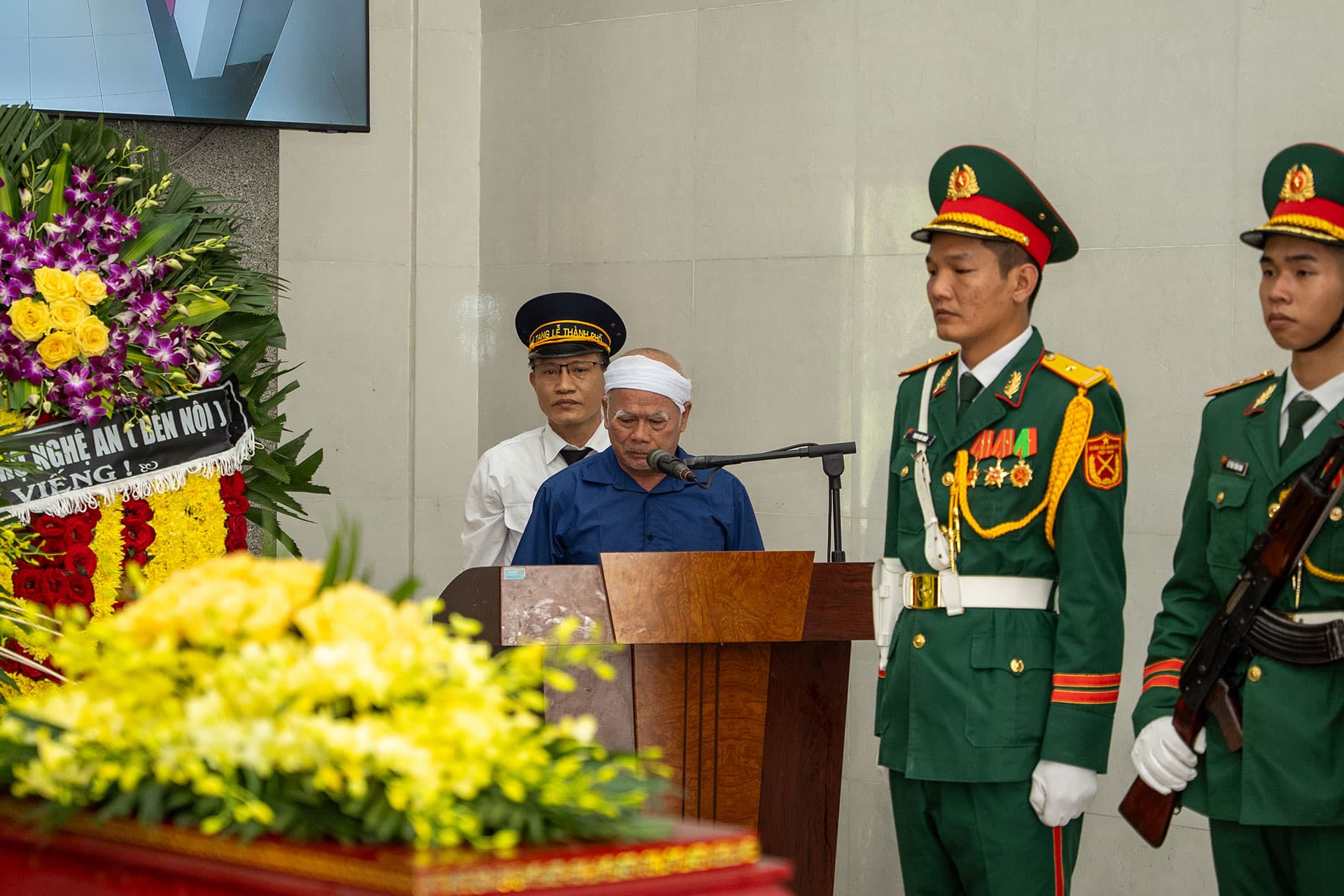 HỎA TÁNG THI HÀI - Ảnh 13