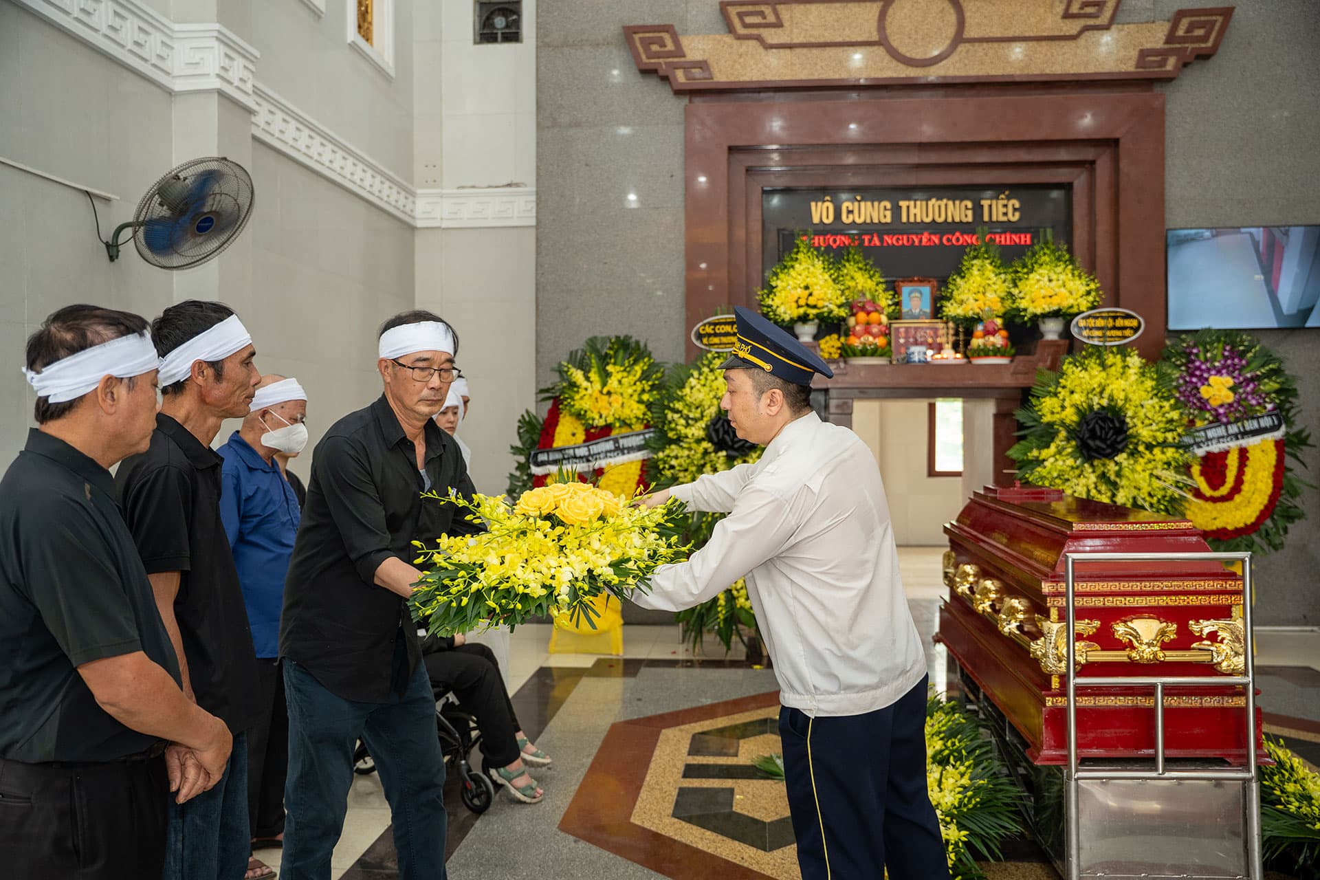 HỎA TÁNG THI HÀI - Ảnh 18