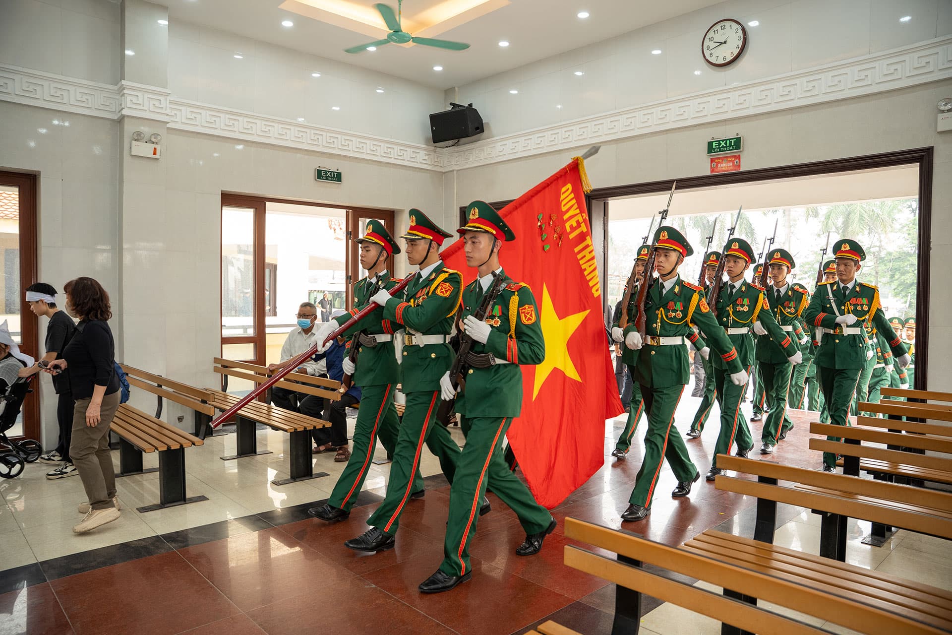 HỎA TÁNG THI HÀI - Ảnh 5
