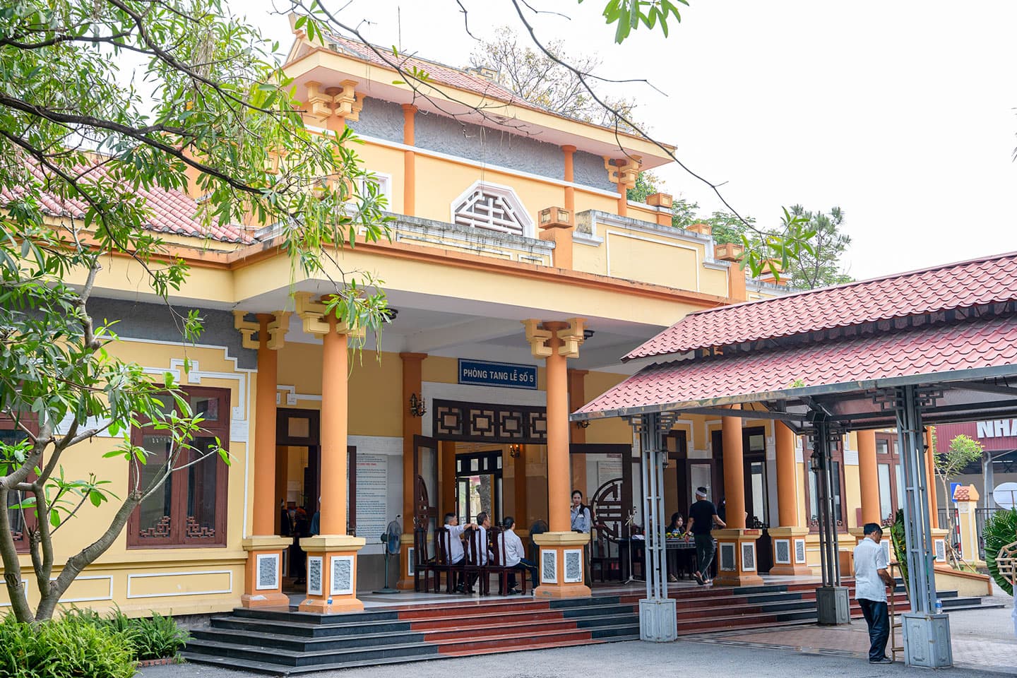 NHÀ TANG LỄ VĂN ĐIỂN - Album 2